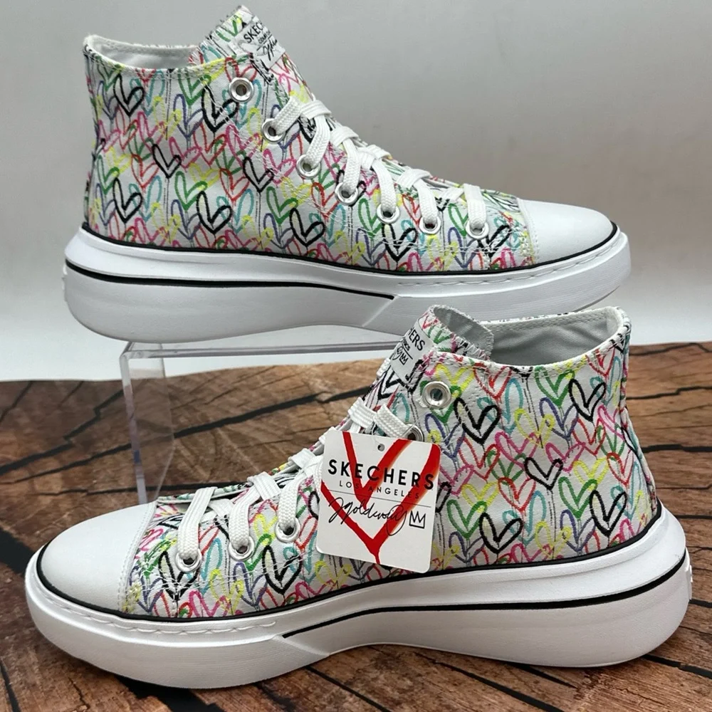 Skechers JGOLDCROWN Platform Shoes Embroidered Hearts High Top Shoes Size 9.5